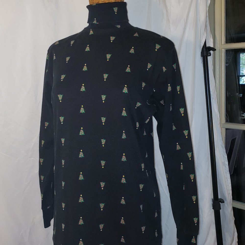 Ladies Vintage THE EAGLE'S EYE Holiday Turtleneck - Christmas Trees - M